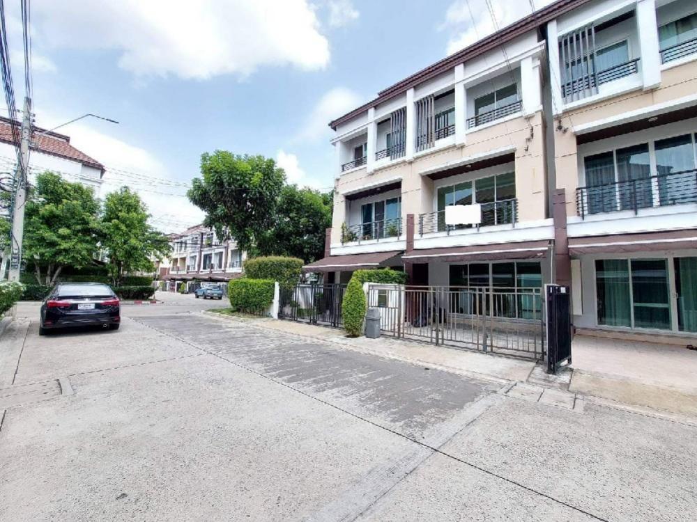 For SaleTownhouseKaset Nawamin,Ladplakao : Townhome for sale Baan Klang Muang Kaset - Nawamin BAAN KLANG MUANG KASET – NAWAMIN