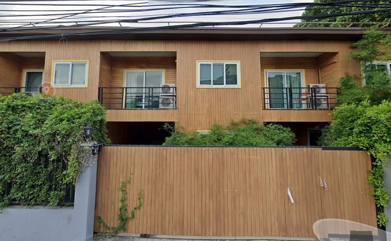 ให้เช่าทาวน์เฮ้าส์/ทาวน์โฮมคลองเตย กล้วยน้ำไท : For Sale and Rent Bangkok Town House Sukhumvit BTS Ekkamai Watthana BRE18451