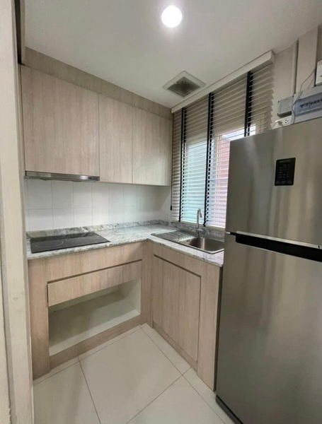 ขายทาวน์เฮ้าส์/ทาวน์โฮมพัฒนาการ ศรีนครินทร์ : For Sale Bangkok Town House Baan Klang Muang Rama 9 Rama 9 Suan Luang BRE18385