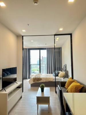 For RentCondoRama9, Petchburi, RCA : One nine five 🍁New condo, nice to live in 🍁 Fully furnished 🍁Ready to move in