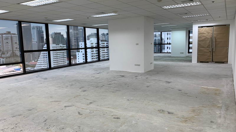 ให้เช่าสำนักงานราชเทวี พญาไท : For Rent Bangkok Office Phetchaburi MRT Phetchaburi Ratchathewi BRE17085