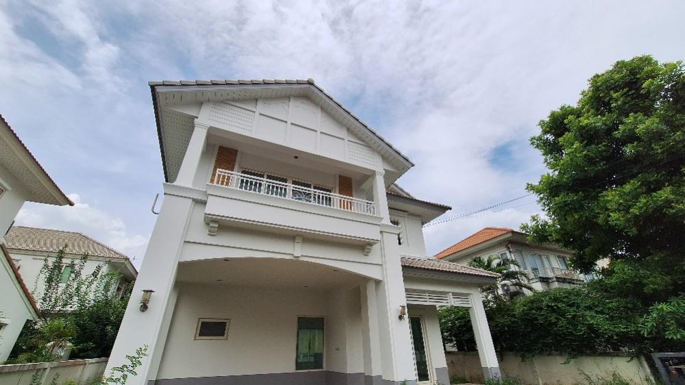For SaleHouseMin Buri, Romklao : House for sale, Sukhapiban 3, Perfect Place, 65 sq m, Ramkhamhaeng 164, at the entrance of the alley there is a skytrain.