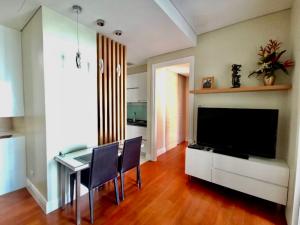 ขายคอนโดสุขุมวิท อโศก ทองหล่อ : 🔥Bright Sukhumvit 24🔥  2 bedrooms 1 bathroom 69 sqm. Sell only 11 MB💕