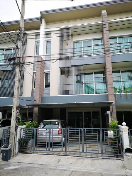 For RentTownhouseOnnut, Udomsuk : For Rent Bangkok Town House Town Avenue Srinagarindra Sukhumvit 77 Suan Luang BRE16141