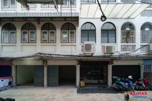 For SaleShophouseSukhumvit, Asoke, Thonglor : Commercial building for sale, 3 floors, 2 units, Sukhumvit 36 ​​(Soi Saensabai), near Thonglor BTS.