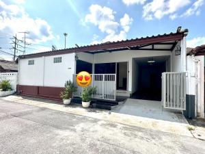 For RentHouseKaset Nawamin,Ladplakao : 🏡 Single-storey detached house for rent, can be used as a #home office in the Nuanchan area, along the expressway, Ramintra, near the expressway market.