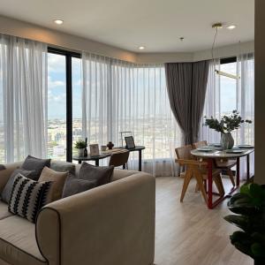For SaleCondoBangna, Bearing, Lasalle : Lost down payment, good price, 2 bedrooms, down payment 0, installments 21,xxx, wide front view, large common area, Sukhumvit location.