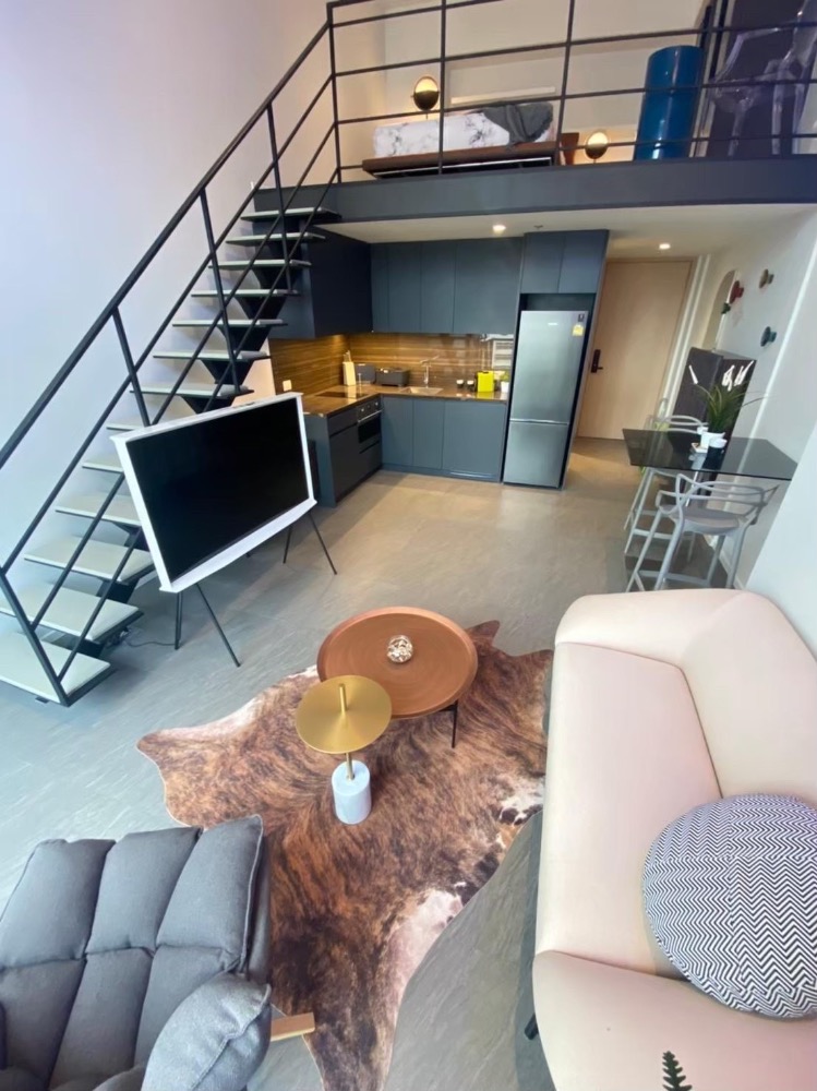 ขายคอนโดสีลม ศาลาแดง บางรัก : 📌For SALE ขาย | The Lofts Silom - 1BR  34+14sqm, 10MB