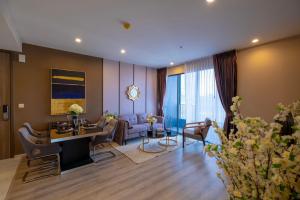 ให้เช่าคอนโดอ่อนนุช อุดมสุข : [CK-28] ✨Ideo Mobi Sukhumvit 66✨2 Bed 2 Bath, High Floor