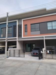 For SaleTownhousePathum Thani,Rangsit, Thammasat : 📣Urgent sale Townhouse Siri Place Ratchaphruek 346 Ratchaphruek Road, convenient travel, selling at a friendly price 🎉House is in front of the project🔥