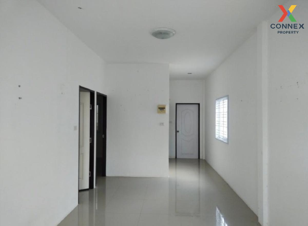 For SaleTownhouseSriracha Laem Chabang Ban Bueng : For Sale Townhouse/Townhome  , C Village Ban Bung , Ban Bueng , Ban Bueng , Chon Buri , CX-85410