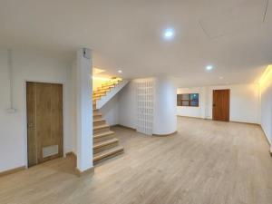 ขายทาวน์เฮ้าส์/ทาวน์โฮมลาดพร้าว101 แฮปปี้แลนด์ : ขายบ้าน 2 ชั้นย่านเลียบด่วน ลาดพร้าว 87 ตกแต่งสไตล์คาเฟ่ มินิมอล ใกล้เลียบด่วน เหมาะอยู่อาศัยเป็นครอบครัว บ้าน่าอยู่