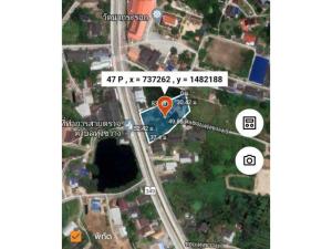 For SaleLandSriracha Laem Chabang Ban Bueng : Empty land 2 rai 1 ngan 72 sq m, convenient travel, Phanat Nikhom-Ban Bueng district. Connected to the Eastern Complex intersection. Suitable for making a gas station. Or take a break