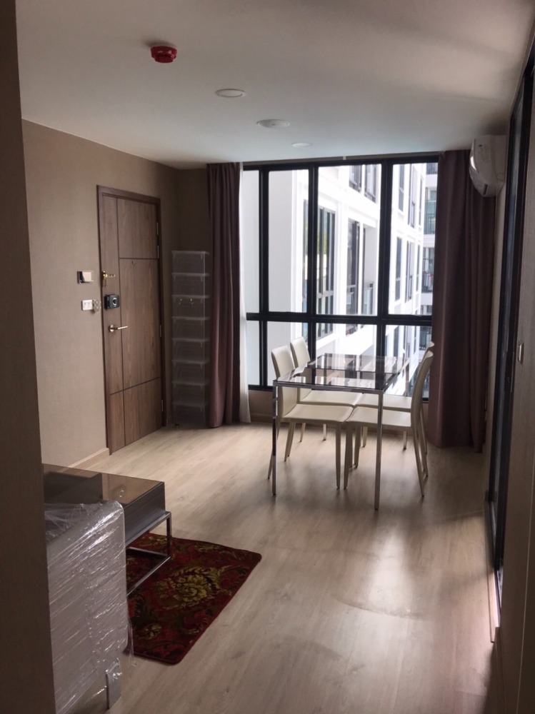 ขายคอนโดสาทร นราธิวาส : The owner sells it himself - Urgent sale, cheap sale, selling at cost price, Condo Condo The Cube Urban Sathorn - Chan, size 43.90 sq m, price only 5,300,000 baht.