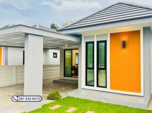For SaleHouseKhon Kaen : Single house for sale Near Khon Kaen Hospital Center, 3 bedrooms, 2 bathrooms, 56 square meters, usable area 130 square meters.