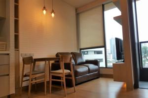 For SaleCondoSukhumvit, Asoke, Thonglor : Code C20230900875.......The Lumpini 24 sale with tenant, 1 bedroom, 1 bathroom, furnished, Special Deal!!