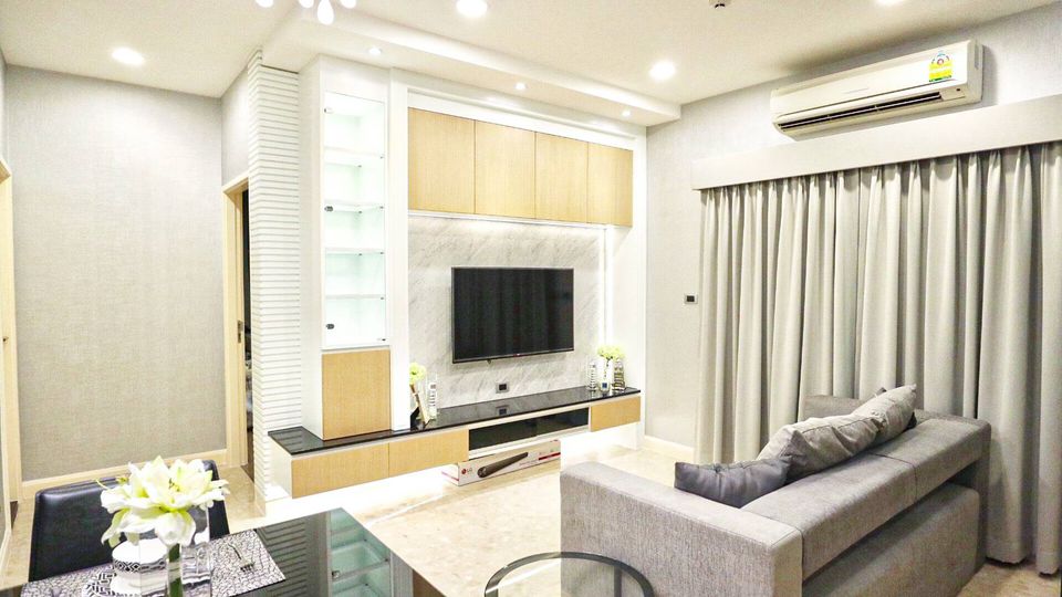 For RentCondoSukhumvit, Asoke, Thonglor : !! Beautiful room for rent, Condo The Crest Sukhumvit 34 (The Crest Sukhumvit 34), near BTS Thonglor.