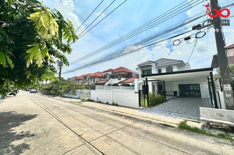 For SaleHouseSilom, Saladaeng, Bangrak : 2-story detached house for sale, Phanason Garden Ville Village. Nimitmai Road, Suwitwong Road, Soi Maitrichit 9