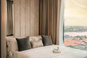 ขายคอนโดพระราม 3 สาธุประดิษฐ์ : ขาย คอนโด 1 ห้องนอน Sapphire Luxurious Condominium Rama III 53 ตรม. วิวแม่น้ำ  ราคาดี