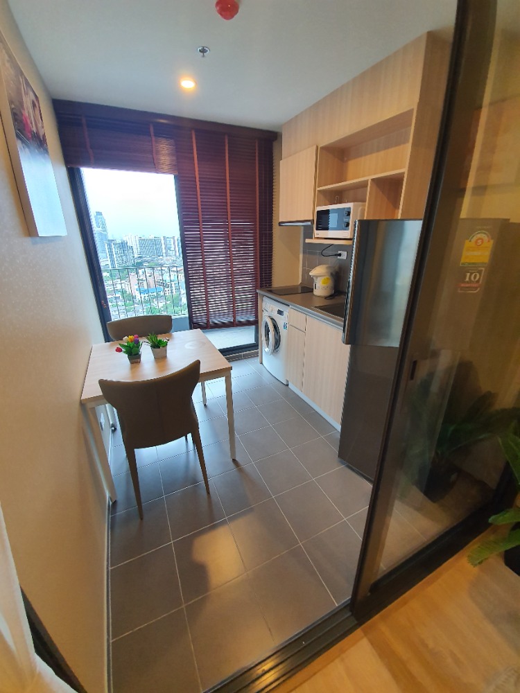 For RentCondoBangna, Bearing, Lasalle : Rent Ideo O2 Ideo O2 Building A, 25th floor, closed kitchen, 1 bedroom, high floor, city view, 33 sqm, fully furnished, fully furnished + electrical appliances, the best in Bangna area !!!
