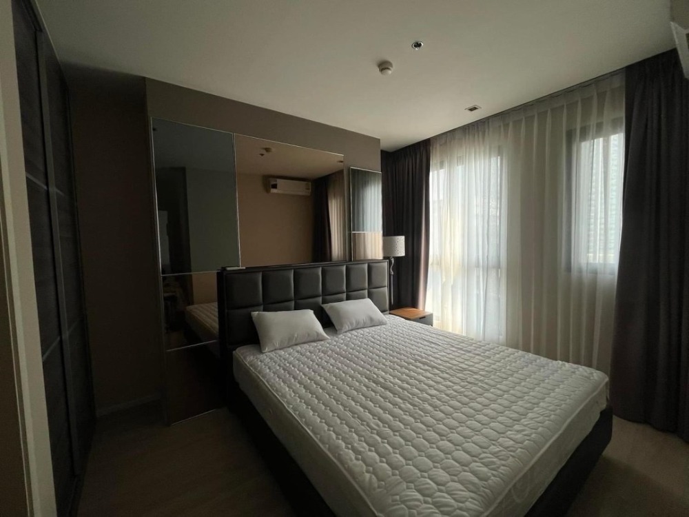 For RentCondoRatchadapisek, Huaikwang, Suttisan : ★ Quinn Ratcha17 ★ 67 sq m., 9th floor (2 bedroom, 2 bathroom), ★ near MRT Sutthisan ★ Esplanade, Big C, Train Market, Fortune Town, Central Rama 9 ★ Many amenities ★ Complete electrical appliances