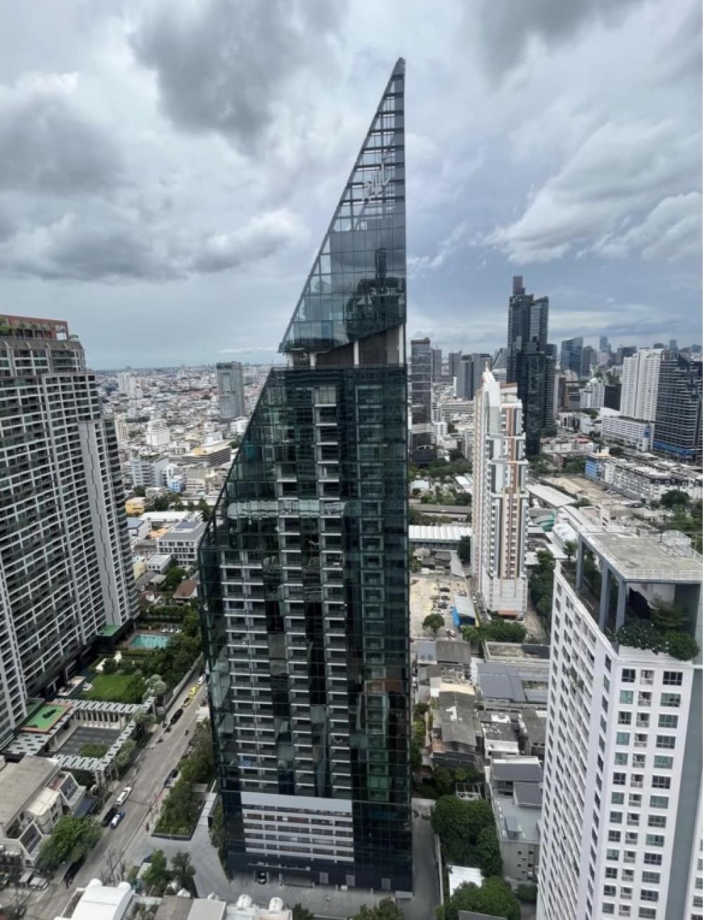 For SaleCondoSathorn, Narathiwat : sell at loss Tait 12 Sathorn 1 br 49 sqm 10.8 million