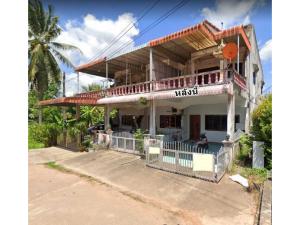For SaleTownhouseKoh Samui, Surat Thani : L079404 Townhouse for sale, 2 floors, 2 bedrooms, 2 bathrooms, 21.00 sq m, Tharathibodi 21, Phunphin, Surat Thani.