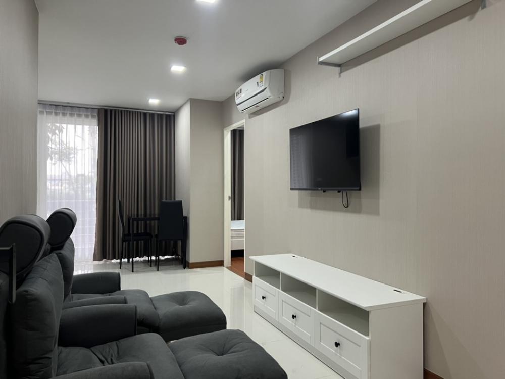 For RentCondoLadkrabang, Suwannaphum Airport : Condo for rent, Airlink Residence Romklao-Lat Krabang, 2 bedrooms, 2 sizes, 47 sq m, ready to move in, furniture, complete electrical appliances.