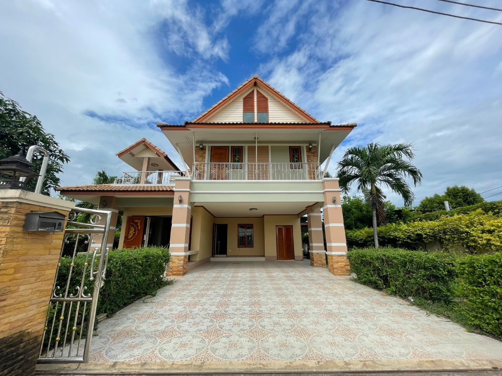 For SaleHouseLampang : 2-storey detached house for sale, 3 bedrooms, good location, convenient travel. Located in the city of Lampang
