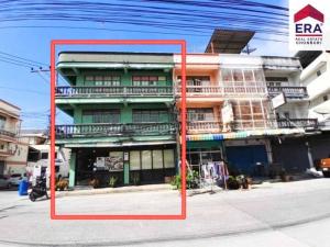 For SaleShophousePattaya, Bangsaen, Chonburi : L080060 Commercial building for sale, 3 floors, 3 bedrooms, 3 bathrooms, corner building, prime location, Phraya Satcha Road. In the heart of Mueang Chonburi District Near Ban Suan Municipality
