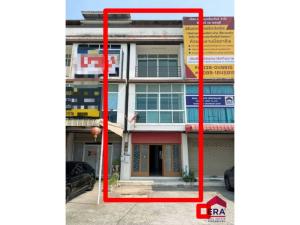 For SaleShophousePattaya, Bangsaen, Chonburi : 3-story commercial building for sale In front of Eastern Land The Plus Village, next to the road.