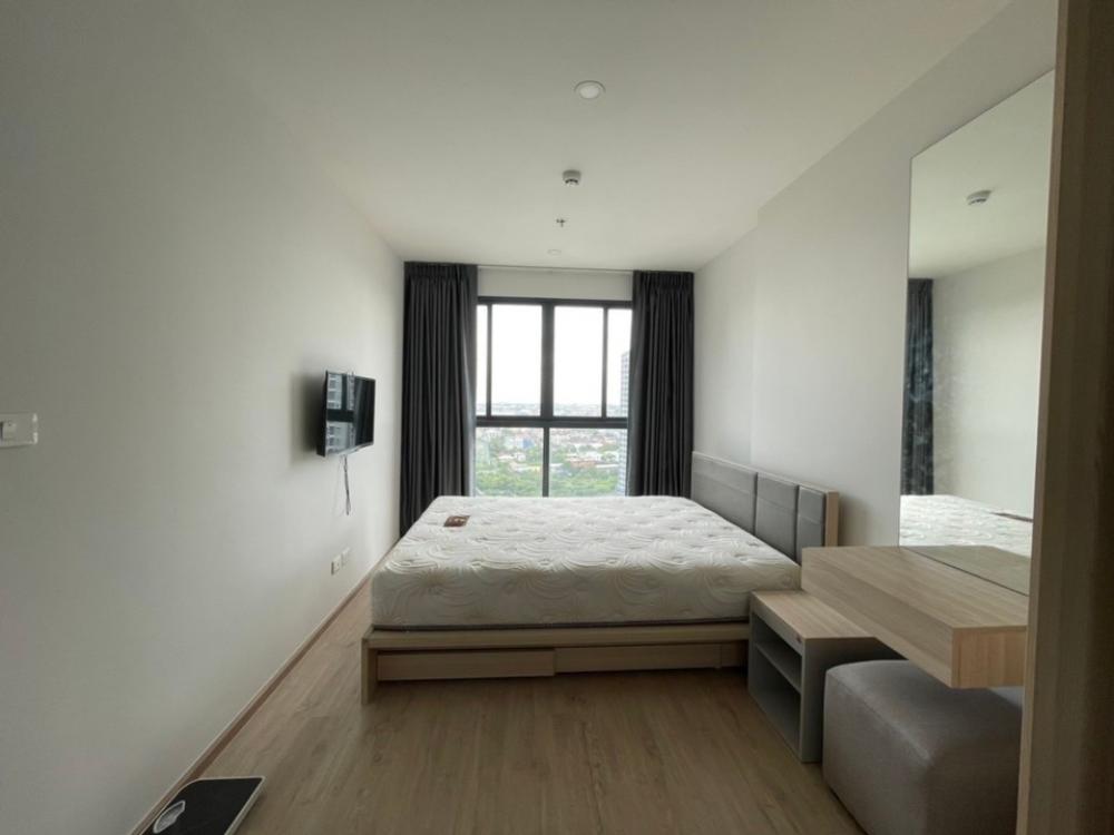 For RentCondoBangna, Bearing, Lasalle : 🏢 Ideo o2 bangna 🛏️Beautiful room ✨Good location🌐Building A📍Top floor🌤️Beautiful view 🛋️Fully Furnished 📺 Complete electrical appliances (special price)CODE : 01012
