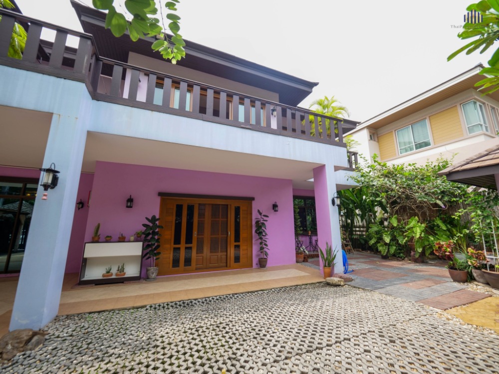 For SaleHouseNawamin, Ramindra : 2-story detached house for sale in the heart of the city, Navathani Village. Next to Seri Thai Road, luxury project, lots of Connection, area 116 sq m, 400 sq m., near The Mall Bangkapi, special price.