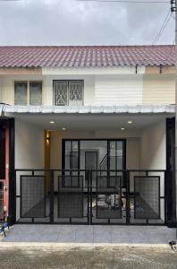 ขายทาวน์เฮ้าส์/ทาวน์โฮมภูเก็ต : ขายทาวน์โฮม 2 ชั้น บ้านพอน ถลาง