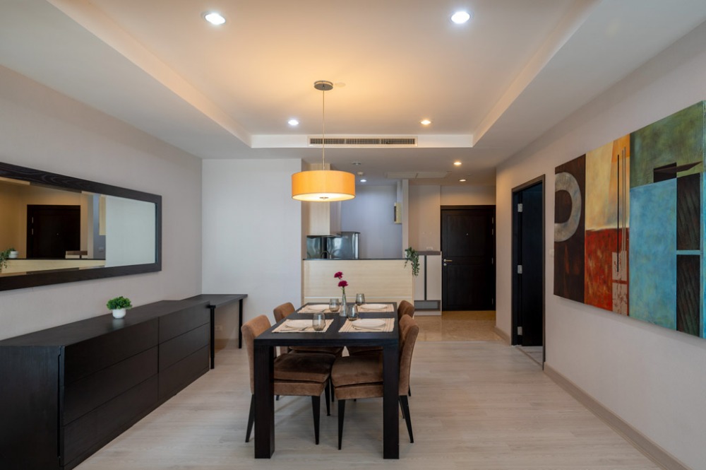 For SaleCondoSathorn, Narathiwat : LC23 Condo for sale, Sathorn Gardens project #near BTS Saladaeng, MRT Lumpini