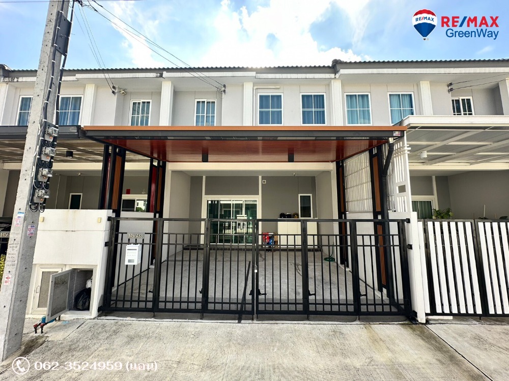 For SaleTownhouseBang kae, Phetkasem : Townhome for sale in Nong Khaem The Connect Village, Phetkasem 69, new house, complete additions, ready to move in.