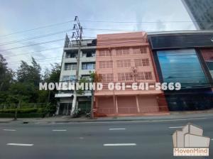 For RentShophouseRama9, Petchburi, RCA : Commercial Building for Rent, **3 booths (4.5-storey), Ramkhamkaeng-Rama9 Road Main road, Ideal for doing business with a storefront. **Accepting all types of businesses