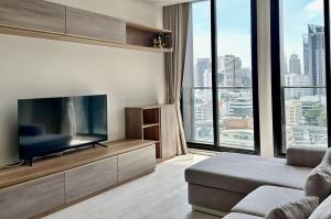 ขายคอนโดวิทยุ ชิดลม หลังสวน : Code C20231000065.......Noble Ploenchit สำหรับขาย, 1 ห้องนอน, 1 ห้องน้ำ, ชั้นสูง, แต่งครบ, ขายขาดทุน!!