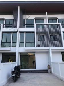 For RentTownhouseChokchai 4, Ladprao 71, Ladprao 48, : ⚡ For rent, 3-story townhome, Cozy, Satri Witthaya 2, Soi 29, size 30 sq m. ⚡