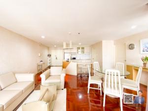 For RentCondoSukhumvit, Asoke, Thonglor : For rent a specious 1 bedroom condo size 90 sq.m at Thonglor Sukhumvit 55