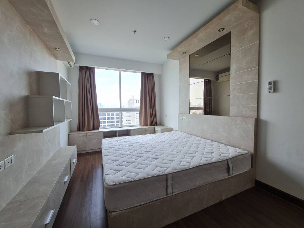 ขายคอนโดพระราม 3 สาธุประดิษฐ์ : FOR SELL 1 Bed  พร้อมเฟอร์ Built in  ราคาพิเศษที่สุด  มีหลายห้องให้เลือก ศุภาลัยพรีมา ริวา คอนโดริมแม่น้ำ