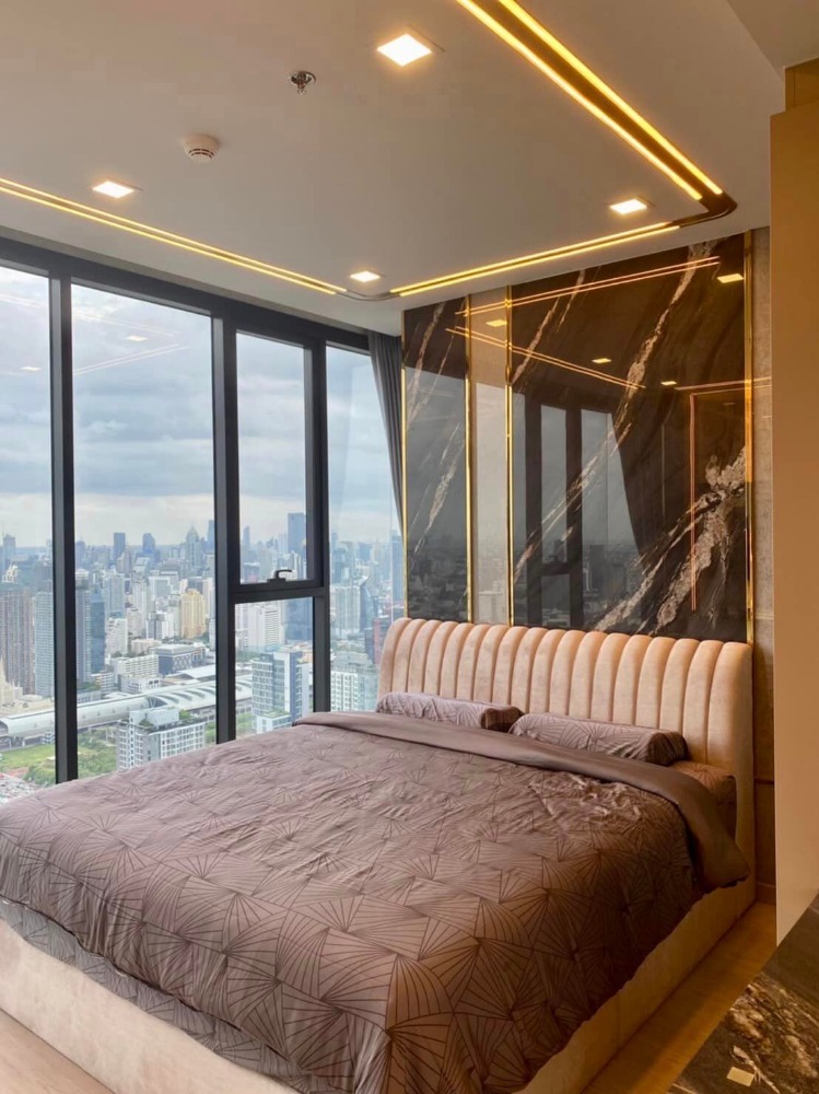 For SaleCondoRama9, Petchburi, RCA : LC56 Condo for sale One9Five Asoke-Rama 9 #The 10th tallest building in the country. The central area is magnificent and luxurious. #Near MRT Rama 9