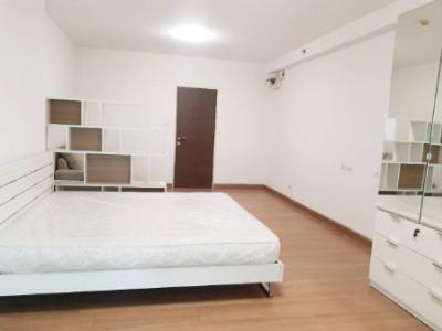For SaleCondoKasetsart, Ratchayothin : Condo for sale Supalai Park Kaset (Supalai Park Kaset) 34 sq m., near BTS, beautiful room, selling cheap, pool view, ready to move in.