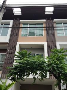 For RentTownhouseSathorn, Narathiwat : Townhouse Rama 3 for Rent 28,000.-B/month. 3Beds 3Baths Ready to move