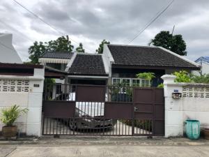For SaleHouseLadprao101, Happy Land, The Mall Bang Kapi : 2-story detached house, 57 sq m., Soi Lat Phrao 91, fully furnished, 2 bedrooms, 2 bathrooms, 228 sq m.