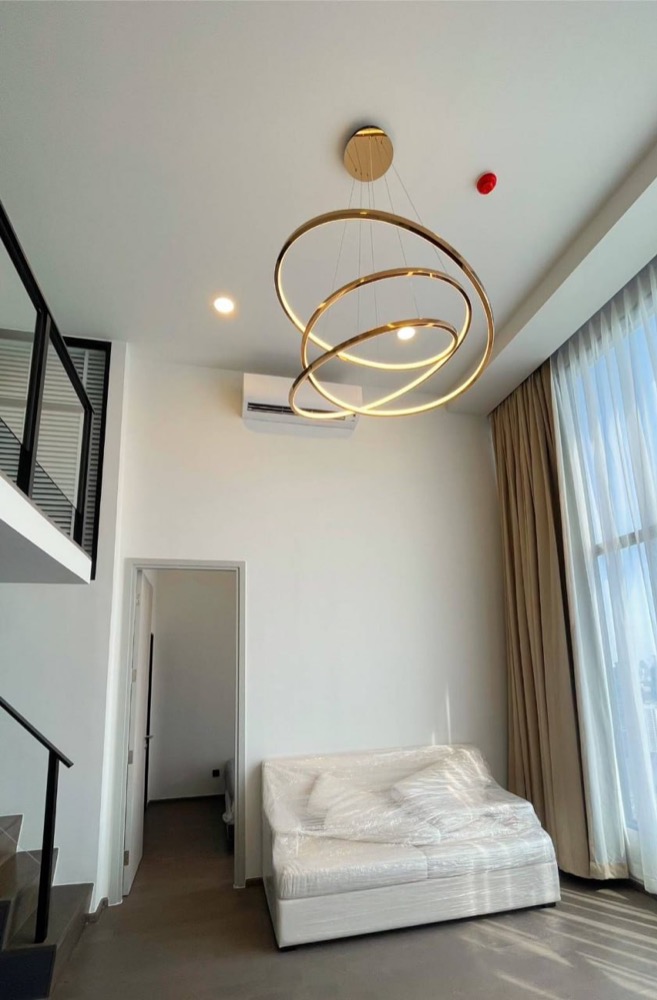 For RentCondoSiam Paragon ,Chulalongkorn,Samyan : Park Origin Chula - Samyan【𝐑𝐄𝐍𝐓】🔥 Brand new room !! Duplex 2 bedrooms, Chulalongkorn View, convenient to travel near MRT, ready to move in this March !! 🔥 Line Id: @hacondo