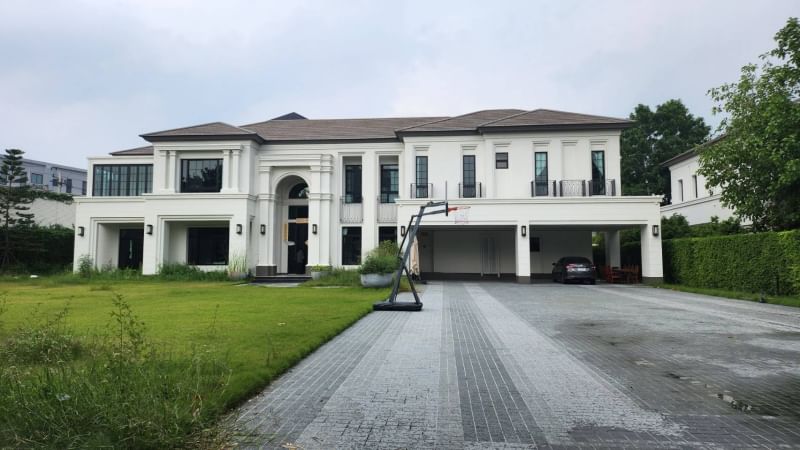 For SaleHousePattanakan, Srinakarin : Urgent ‼️ HOT DEAL Land 516 Sq.w : Baan Sansiri Pattanakarn (parking up to 10 cars)