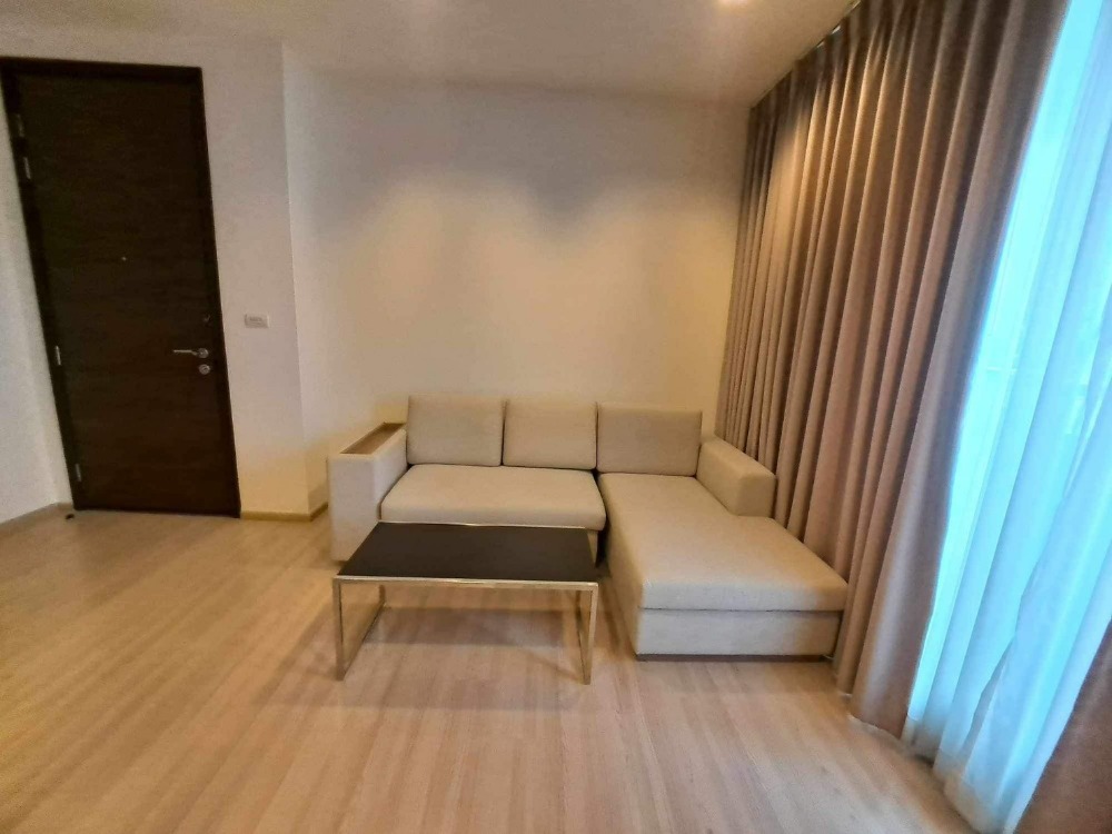 For SaleCondoSapankwai,Jatujak : Urgent sale Rhythm Phahol-Ari 2 bedrooms, 2 bathrooms, fully furnished. Good view, ready to move in/0808245307 Min.