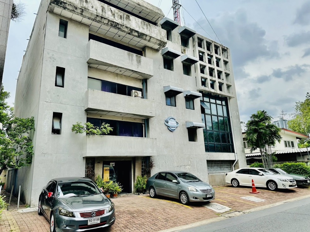 For SaleOfficeRama9, Petchburi, RCA : Office for sale, Rama 9, 5 floors, area 164.8 sq m, Soi Soonvijai. New Phetchaburi Road, Bang Kapi , Huai Khwang , near the expressway