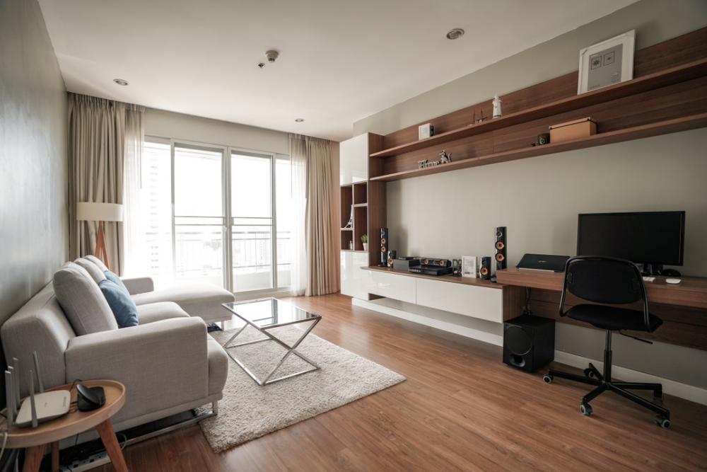 For SaleCondoRama9, Petchburi, RCA : Circle Condo For Sale High Floor 1 Bedroom, 1 Living Room. Fully Furnished (Thai Quota Only)